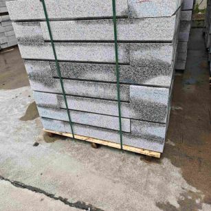 临汾芙蓉白路牙石，马路牙子