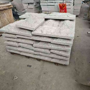 临汾芝麻白蘑菇石，自然面