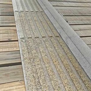 临汾黄金麻盲道石 盲条