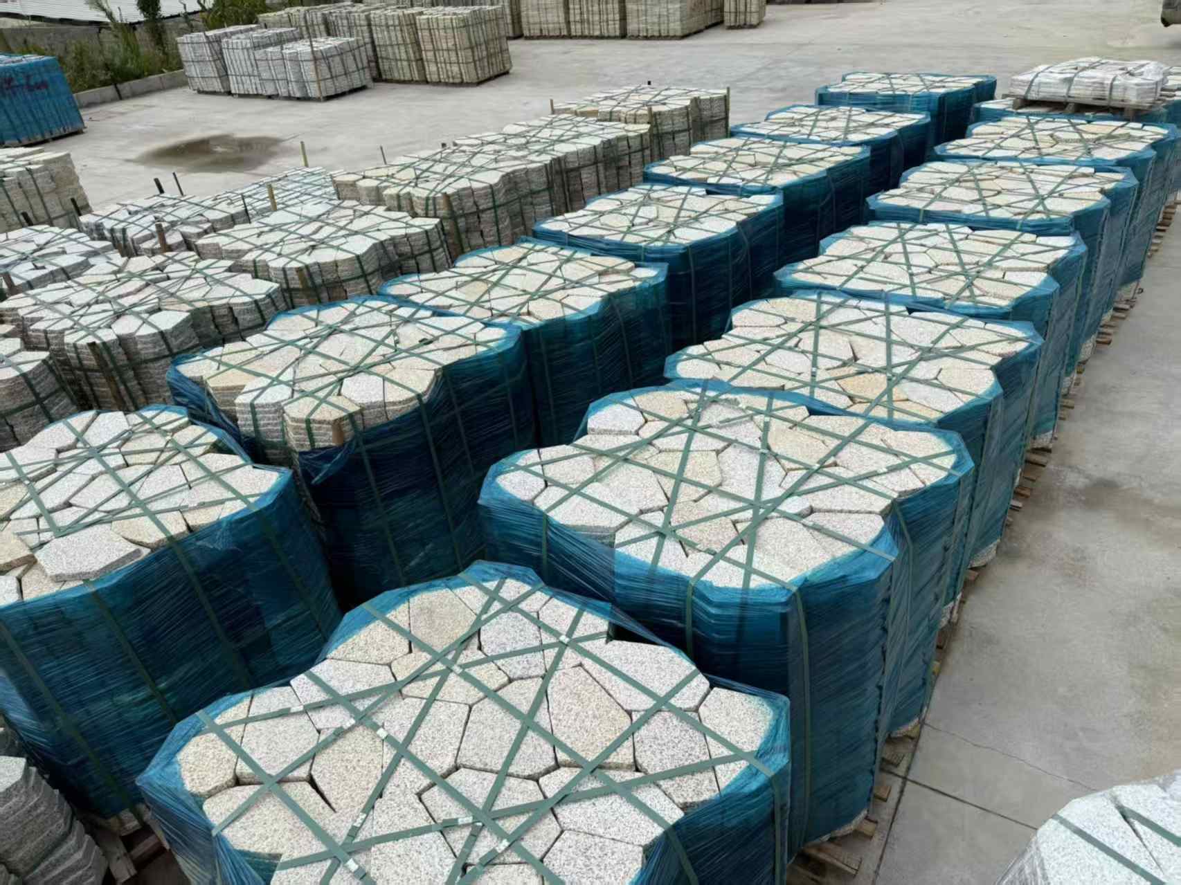临汾黄金麻冰裂纹 碎拼