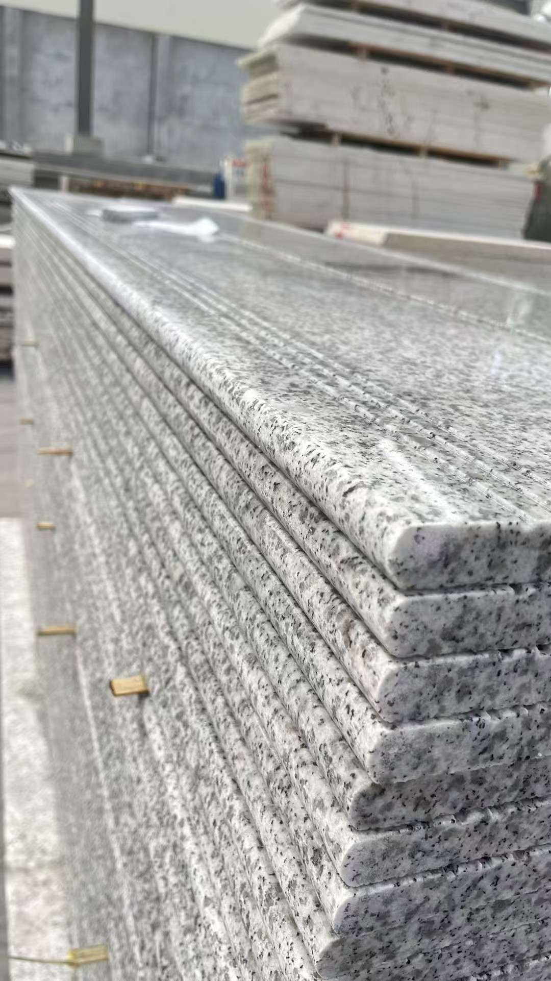 临汾芝麻白楼梯踏步 花岗岩楼梯板材