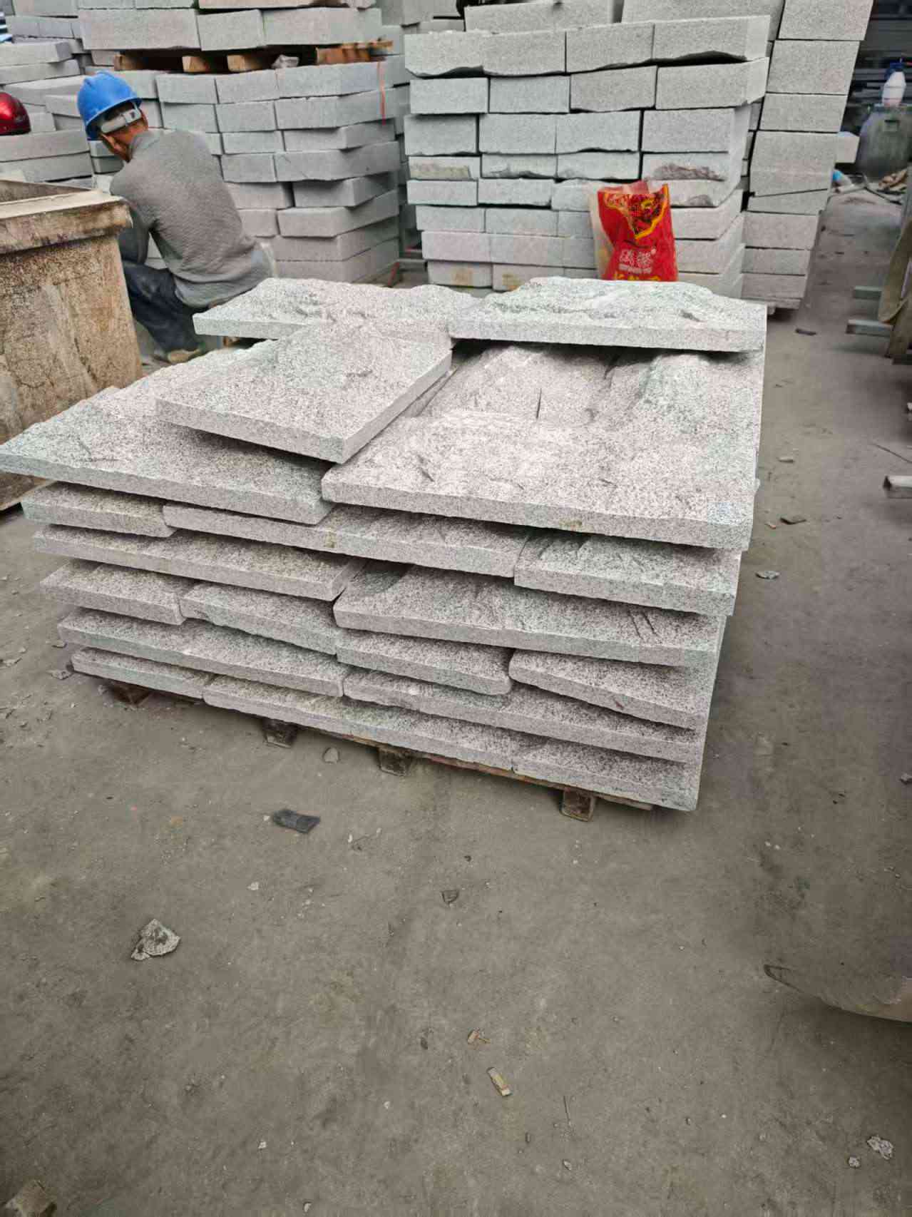 临汾芝麻白蘑菇石，自然面