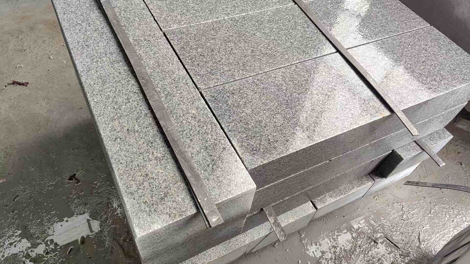 临汾芝麻灰 芝麻白 路牙石 路侧石 马路牙子